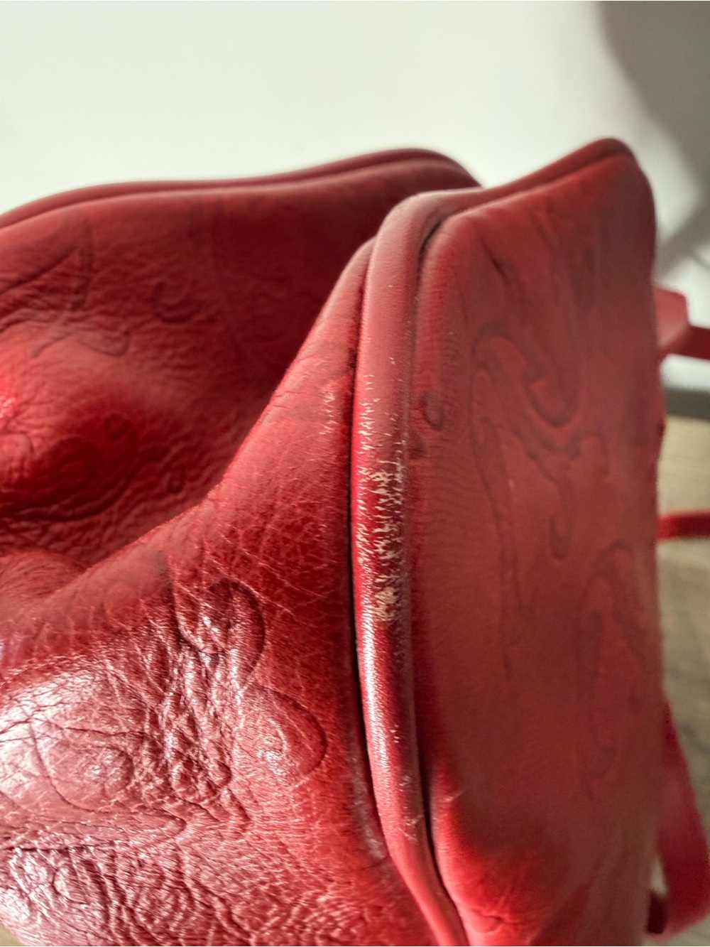 DANIER Vintage Red Leather Kisslock Shoulder Bag Purse Filagree Pattern - Picture 15 of 16
